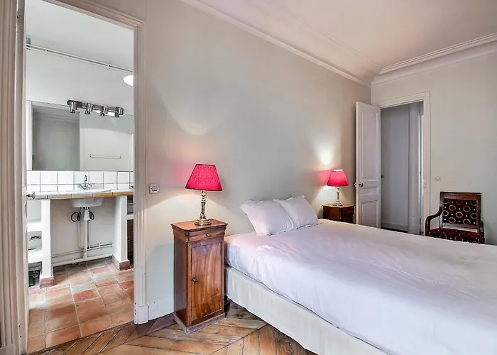 Parisian 277 2 Marais - Bastille